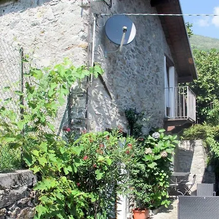 Locazione Turistica Rustico Mauri Holiday home Gera Lario